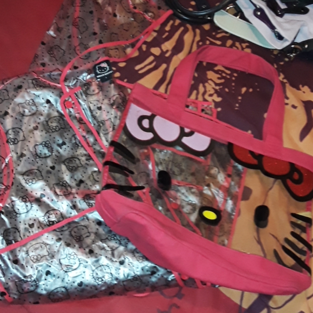 Hello Kitty bundle